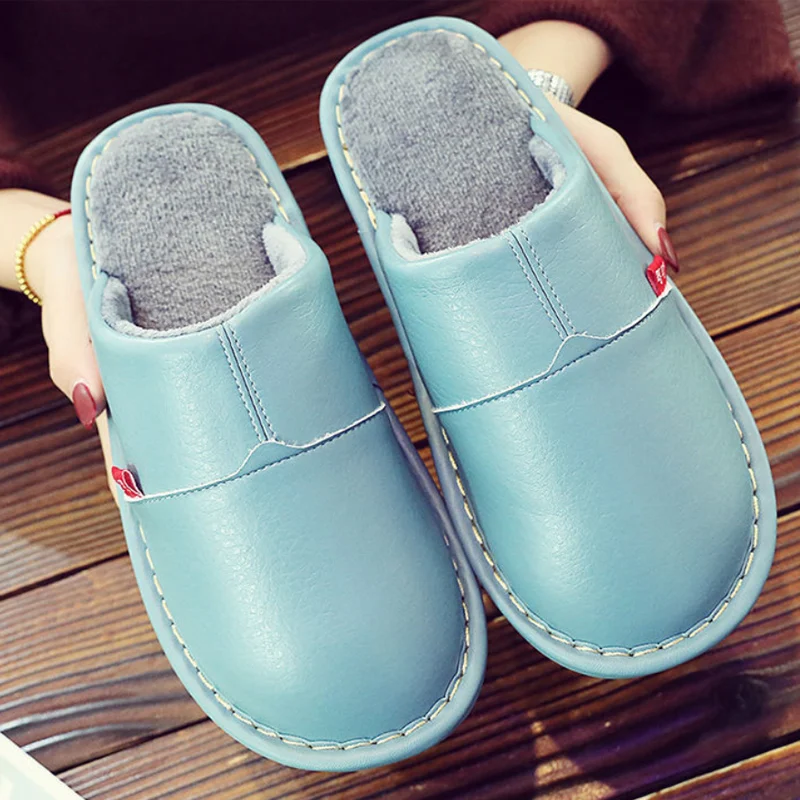 Plus size 45/46 Unisex home slippers women winter leather shoes microfiber high quelity female house slippers short plush shoes - Цвет: Light blue