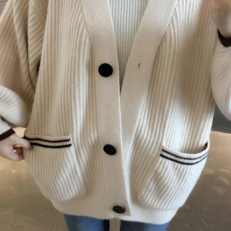 Hirsionsan Sweater Women Autumn Knitted Long Cardigans Korean Solid V-neck Big Pocket Clothes Loos Warm Jumper Femme Tops |