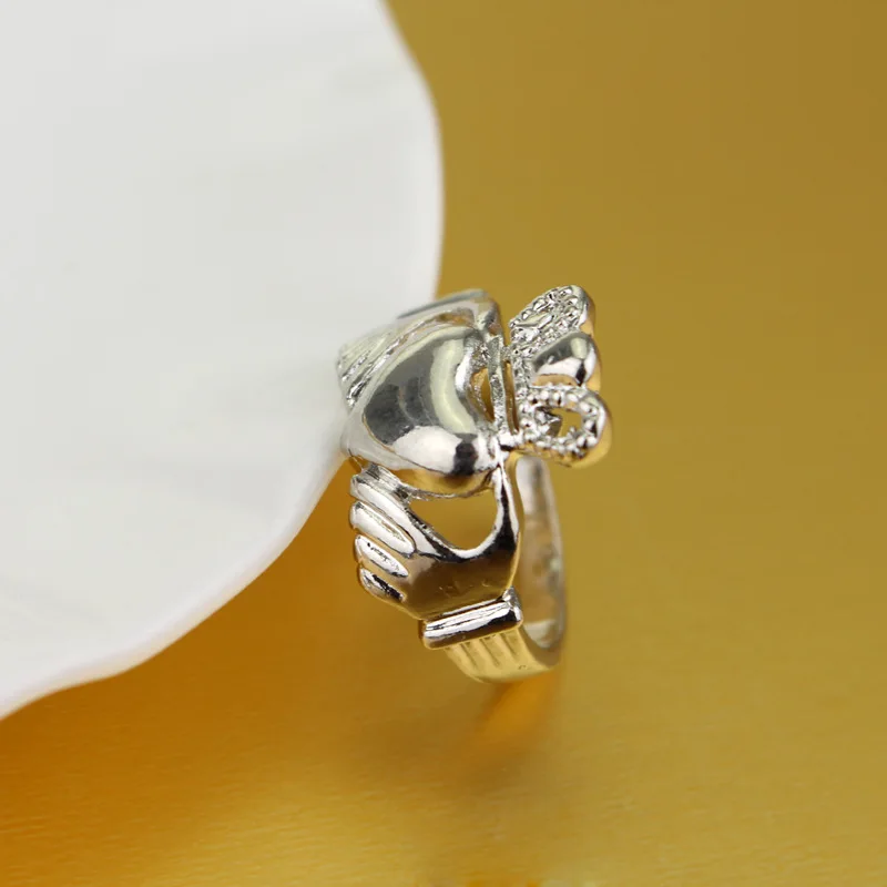 

Classic Crown Heart Rings For Women Gold Jewelry For Kinds Birthday Party Gifts