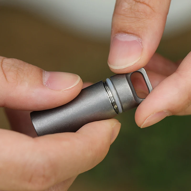 

Pure Titanium Mini Sealed Waterproof Storage Pill Box Perfume Case Pendants EDC Tools Eco-friendly Home Outdoor Pill Box