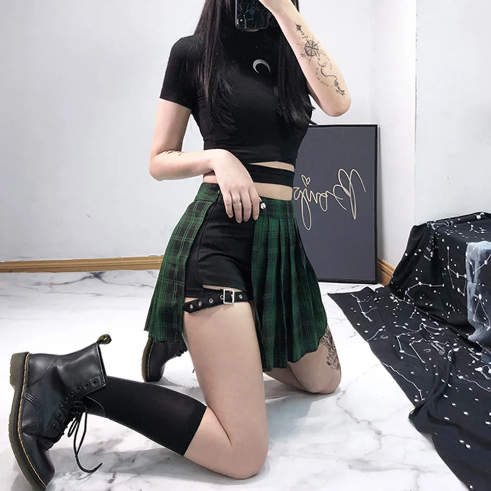 

Gothic Plaid Mini Skirts Women High Waist Asymmetric Patchwork Bandage Punk Club Sexy Cool Fashion Red Green Short Skirt Hot New