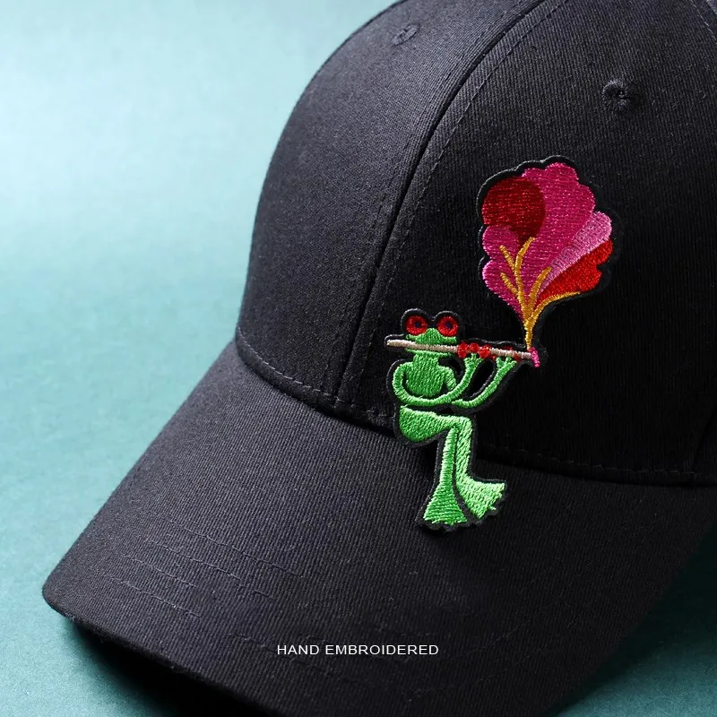 

Cartoon Brooch Cute Japanese Badge Ins Trend Personality Creative Small Animal Fabric Embroidery Badge Pin Accessories