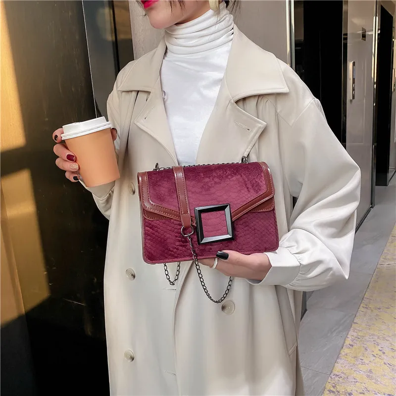 

Fashion Women Shoulder Bags Designer Chains Handbags Luxury Pu Leatehr Crossbody Bag Small Envelope Flap Famale Purses
