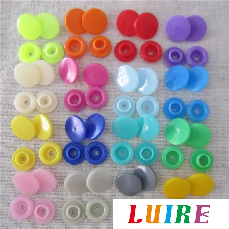 

Wholesale color resin snap T5 12mm plastic round snap button children's clothing down jacket dark buckle