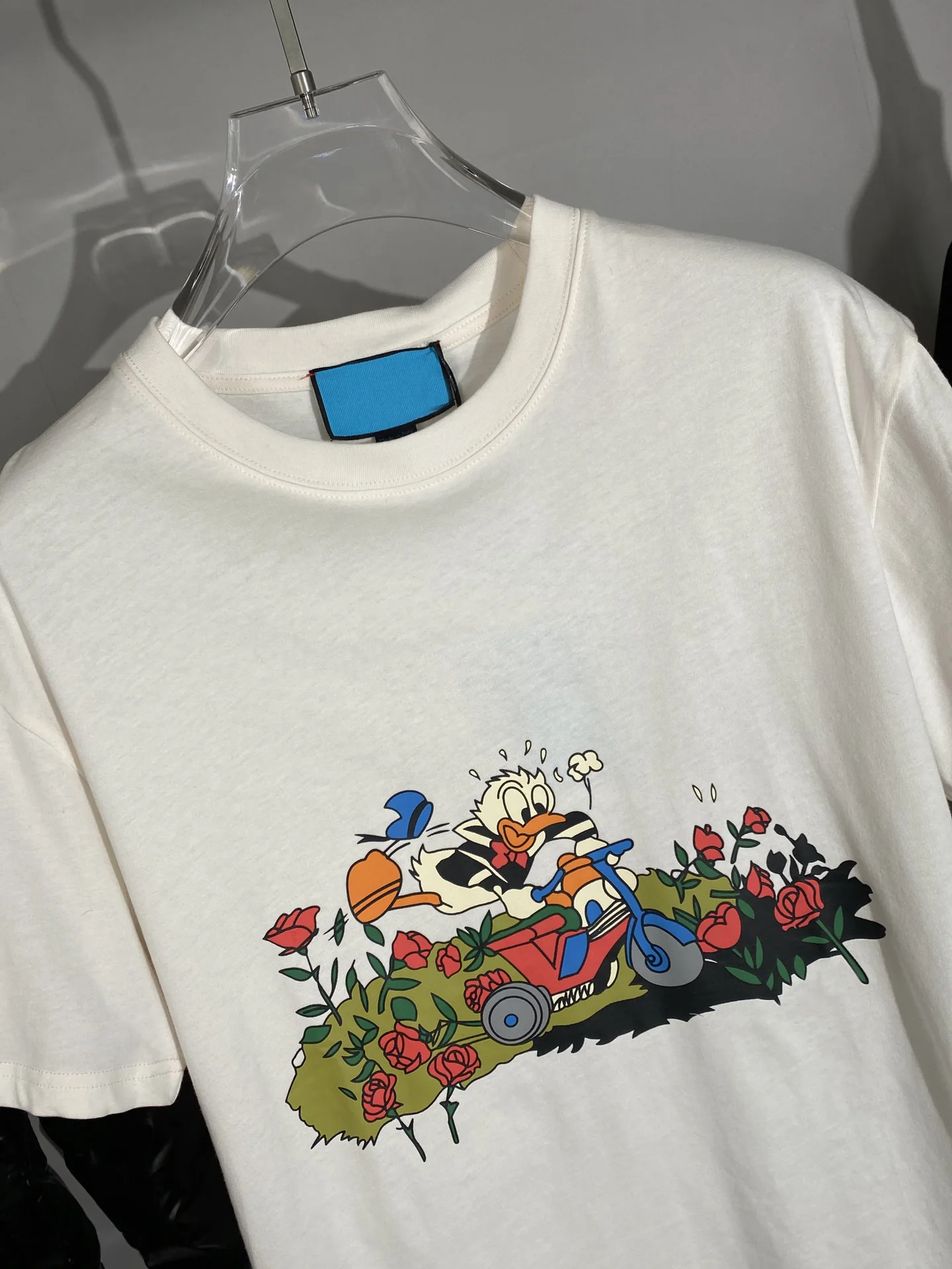 

Mens Fashion Sleeve T-Shirt with Letter Logo Symbol of Luxury Brand Men's Clothing