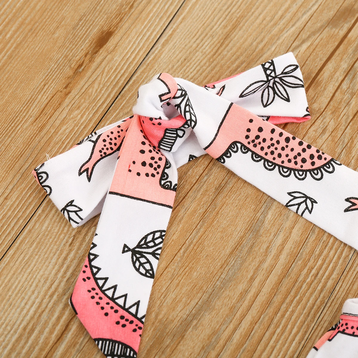 Комплект одежды для маленьких девочек из 3 предметов топ без рукавов с мультяшным