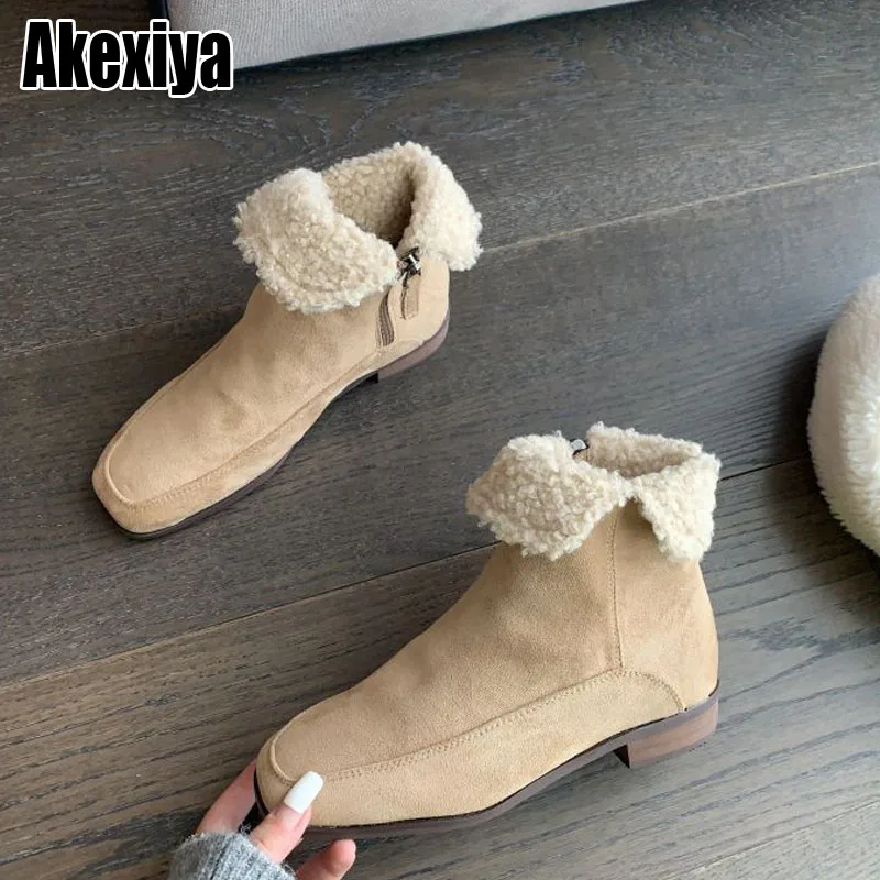 

Женские меховые ботинки из флока, ботильоны на квадратном каблуке, боковая молния, зимние короткие плюшевые теплые женские ботинки BC2892