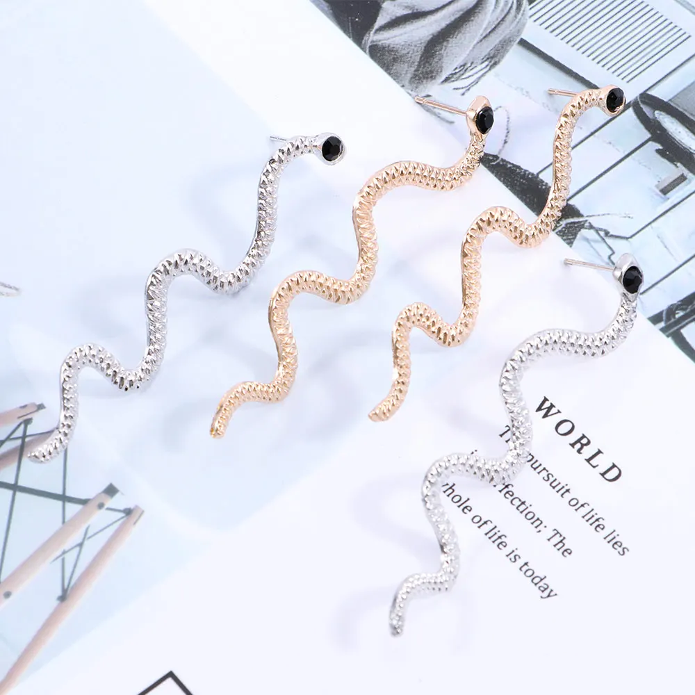 Женские серпантиновые серьги гвоздики 1 пара длинных серпантиновых сережек