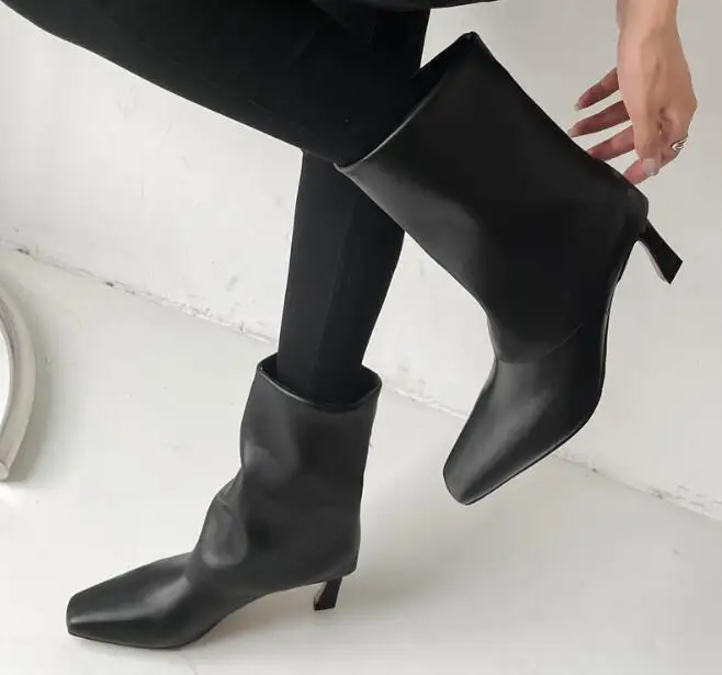 Ботинки женские на тонком каблуке 7 см мягкая кожа квадратный носок складные без