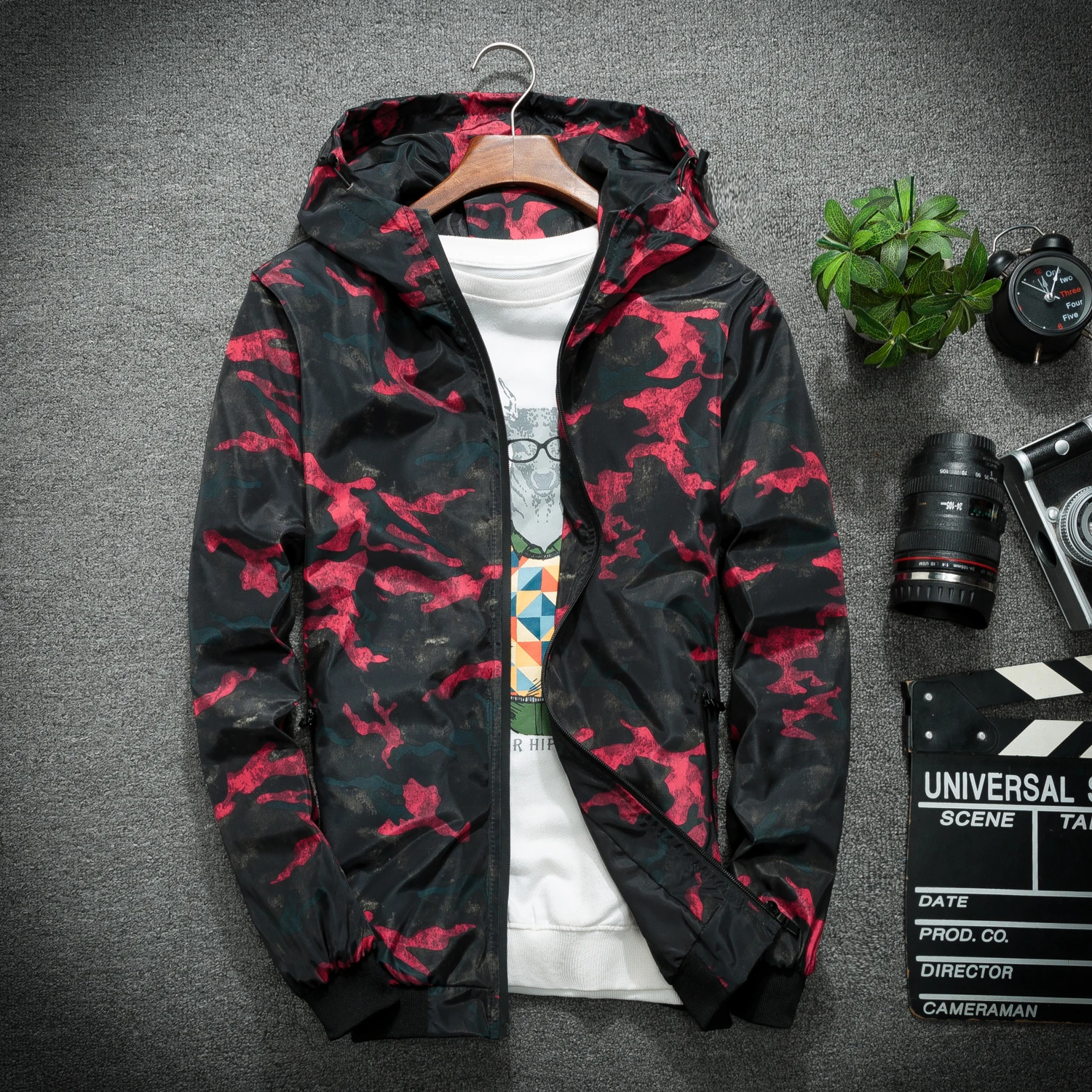 

New spring coat men's camouflage Korean youth hooded casual jacket fashion men's spring and autumn wear