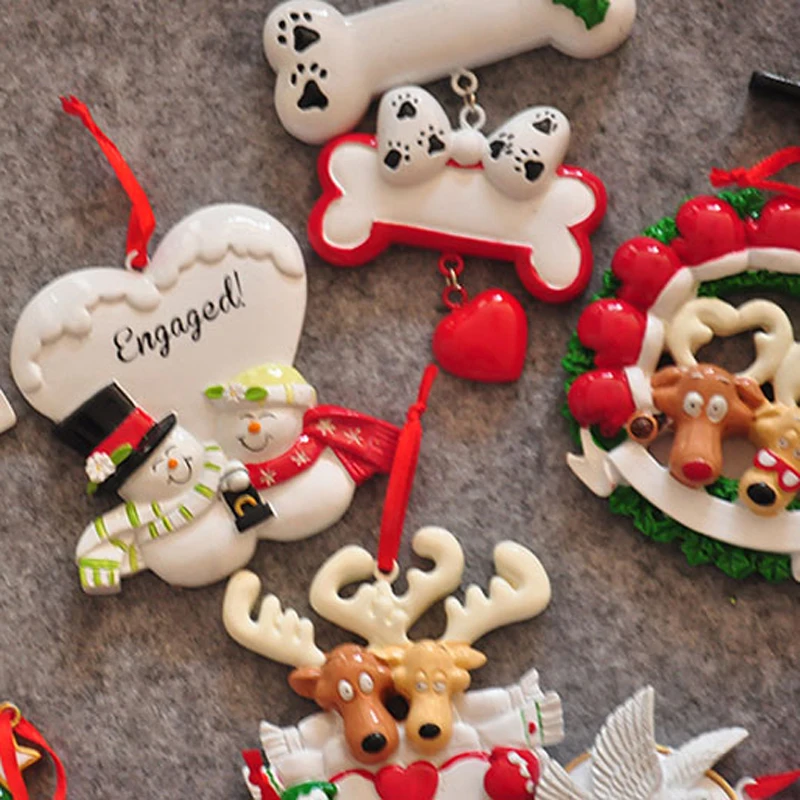 

2020 Christmas Ornaments Home Decoration Accessories Xmas Tree Gift Snowman Sculpture Resin Hanging Figurine Navid Room Decor