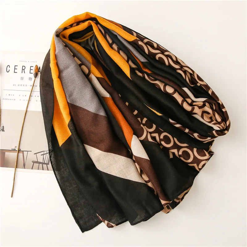 

Women Luxury Scarf 2021 New Fashion Viscose Patchwork Beach Hijab Shawls Wraps Female Foulards Echarpe Geometry Casual Scarves