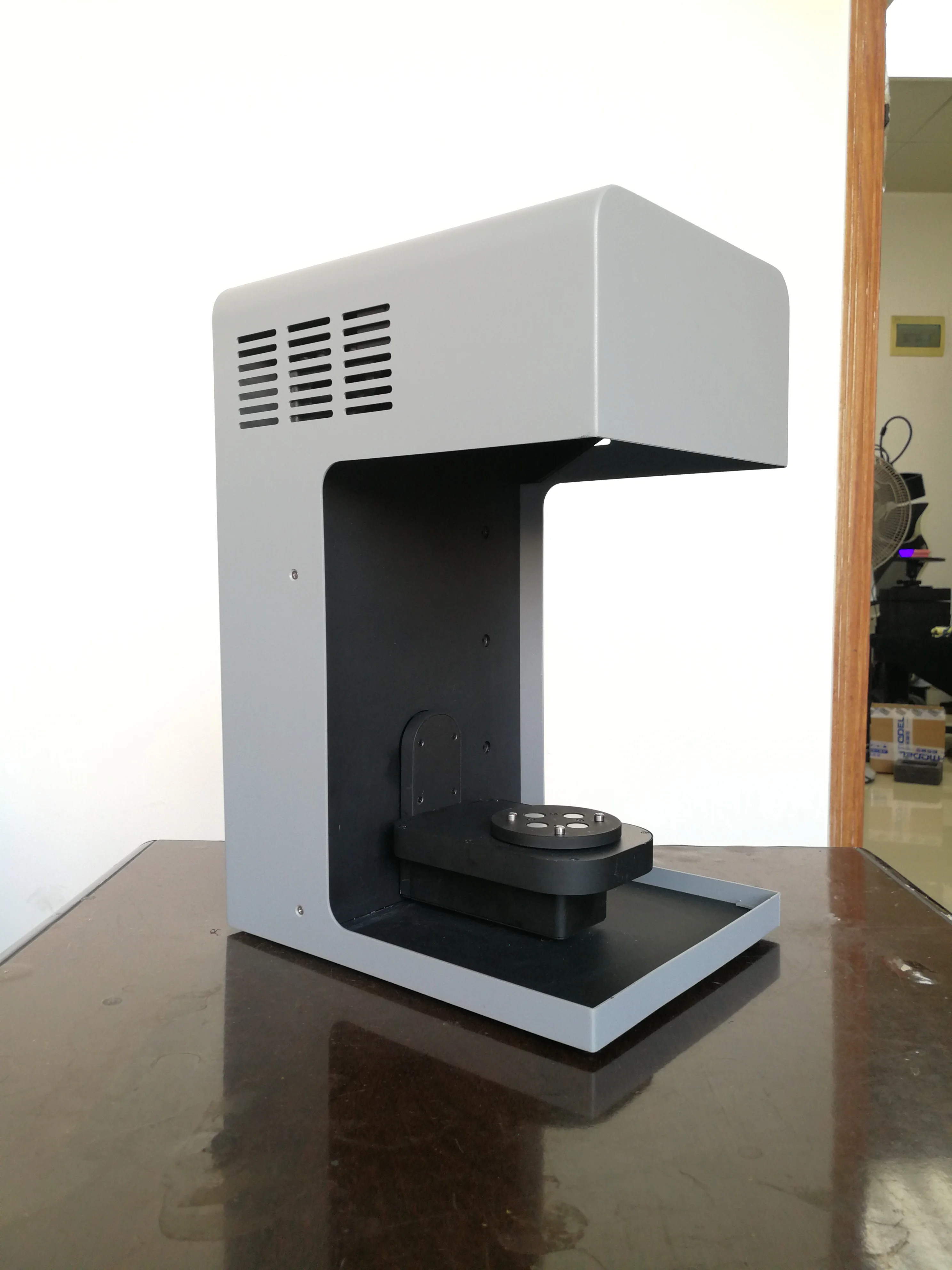 

The High-Precision Automatic Desktop 3D Scanner Dedicated To Dental Clinic Factory Is Adapted To 3shape Exok And Other Software