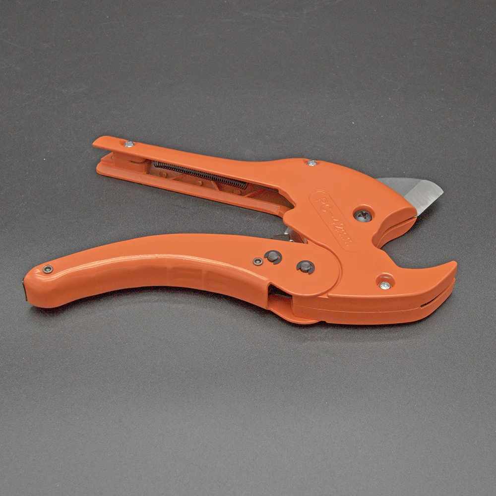 

TEZEN PVC Tube Pipe Scissors Alloy Plumbing Tubing Cutter 45mm PVC/PU/PP/PE Hose Hosepipe Ratchet Scissors for Cutting Hand Tool