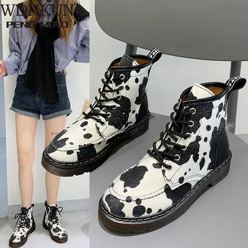 

Women's Boots Fashion Trend Milk Striped Square Root High-heeled Fashion Boots New Fashion Deep Mouth Comfortable Women's Boots