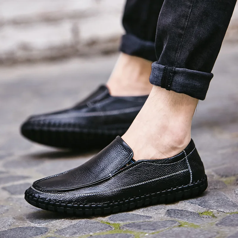 Мокасины мужские из натуральной кожи легкие лоферы плоская подошва без застежки