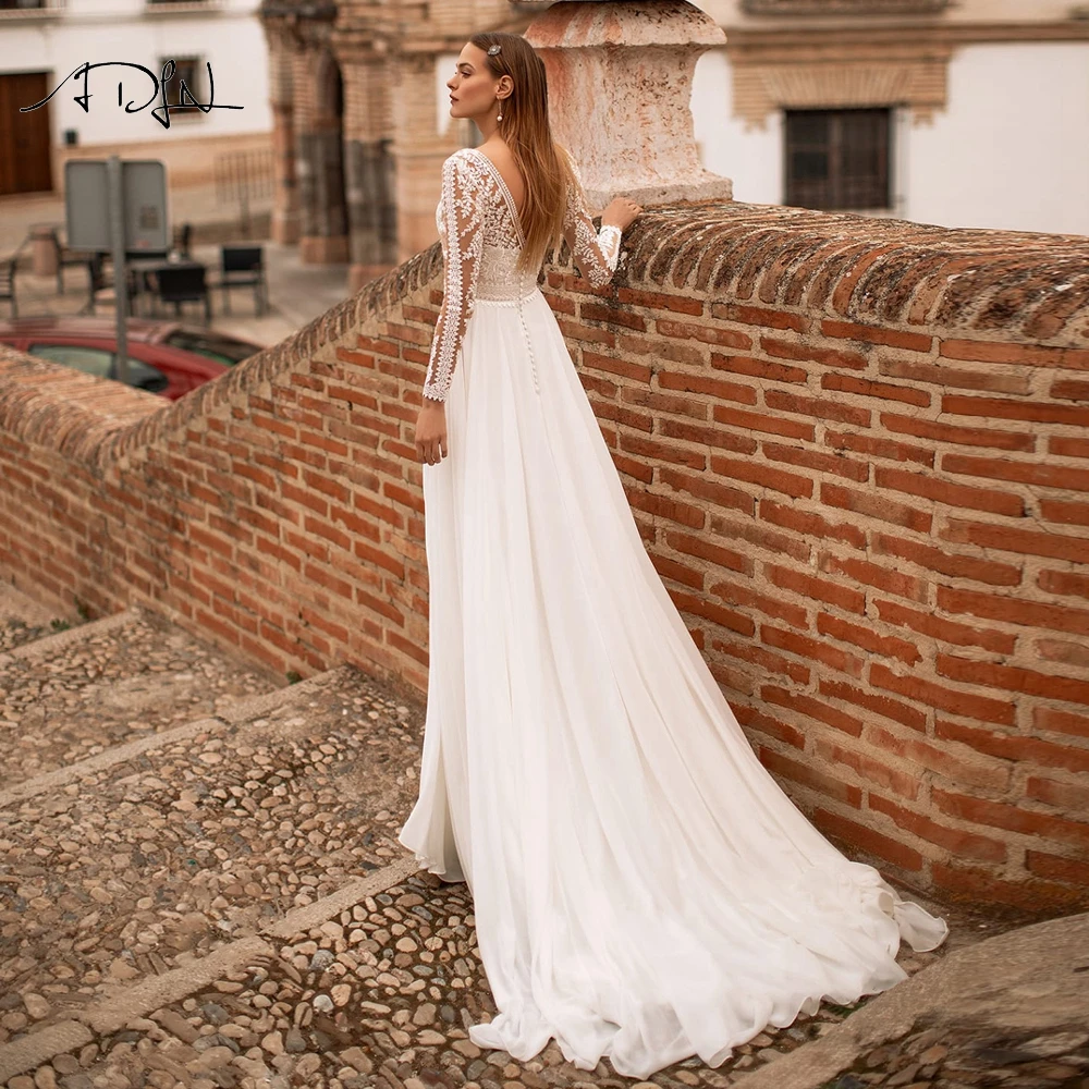 

ADLN Deep V-neck Boho Wedding Dresses with Long Sleeves Chiffon Beach Bride Dress Plus Size Bridal Gown 2021