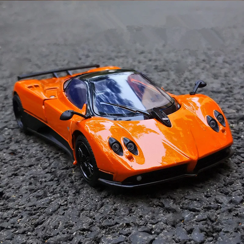 

Модель спортивного автомобиля Pagani Zonda F Huayra в масштабе 1:24, Литые металлические игрушечные автомобили, Модель гоночного автомобиля, Коллекци...