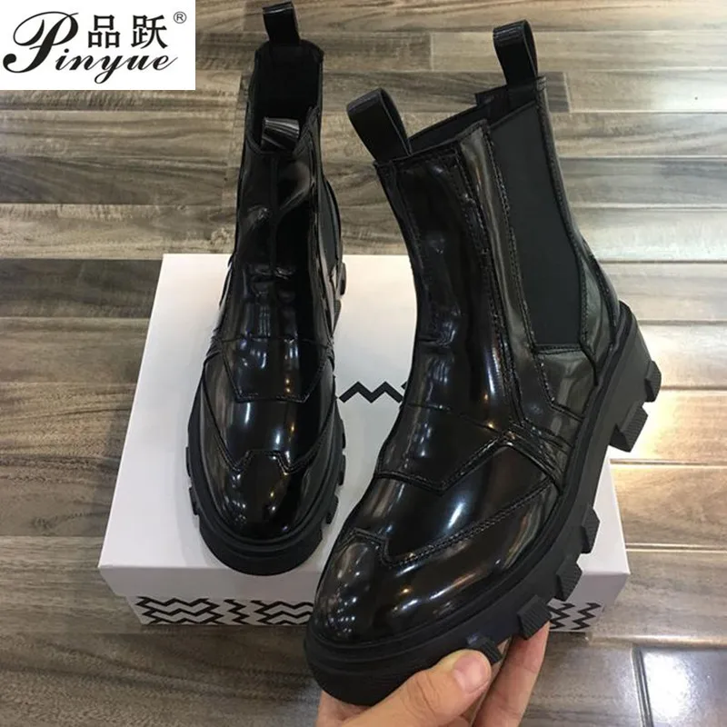 Single shoes Женские ботильоны Черные слипоны из лакированной кожи с круглым носком на плоской подошве женские мягкие теплые плюшевые ботильоны на толстой подошве - Цвет: Single shoes