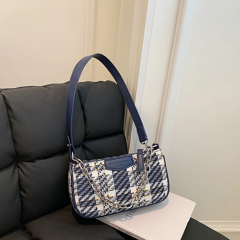

Women's Line Weaving Shoulder Underarm Bag Casual Baguette Bags Female Luxury Designe Handbags Purse With Handle Ladies Shopper