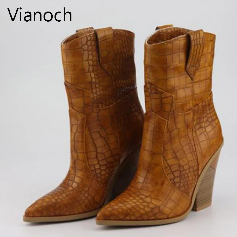 Женские ботинки до середины икры с острым носком на платформе и каблуке большие