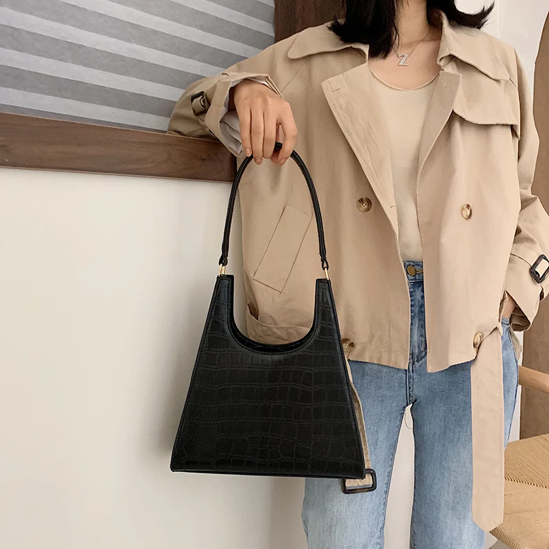 Кожаная сумка на плечо во французском стиле маленькие сумочки с полумесяцем для