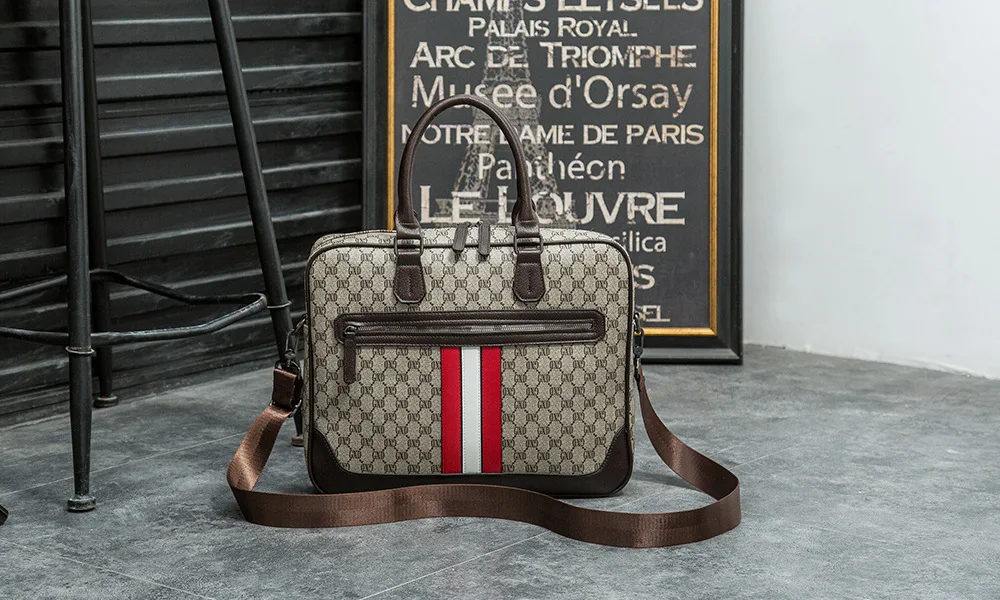

new briefcase men's leisure square men's bag European and American fashion portable one shoulder business computer bag
