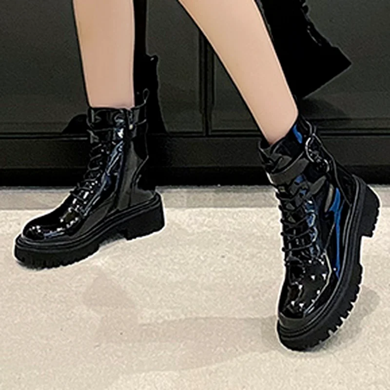 

Женские повседневные ботинки с круглым носком, на квадратном каблуке, со шнуровкой и молнией, осень 2021, модные женские ботинки челси на плат...