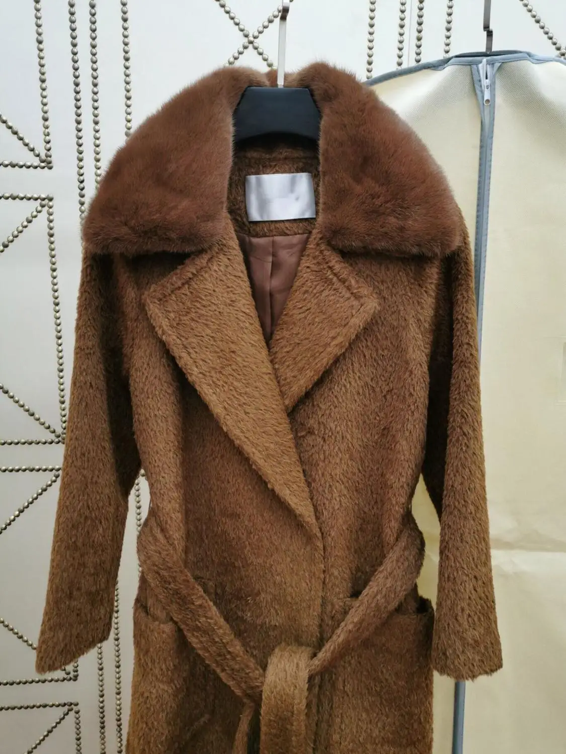 2019 Winter Clothes Women High Quality Mink Fur Collar Alpaca Coat England Style Sashes Brown Long Jacket Женская одежда