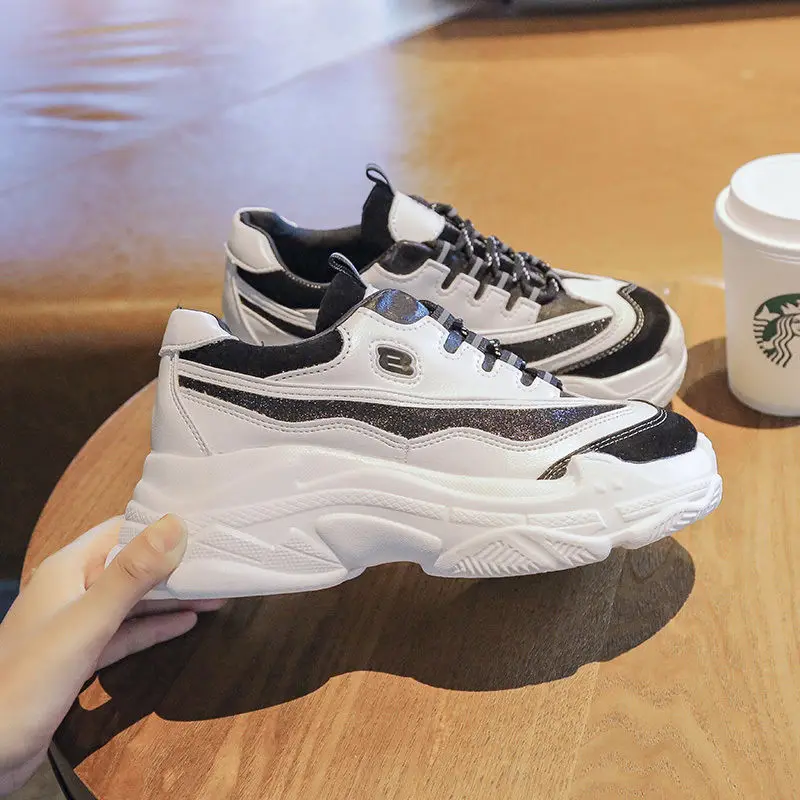 Женские кроссовки на платформе черная обувь для девочек Высококачественная