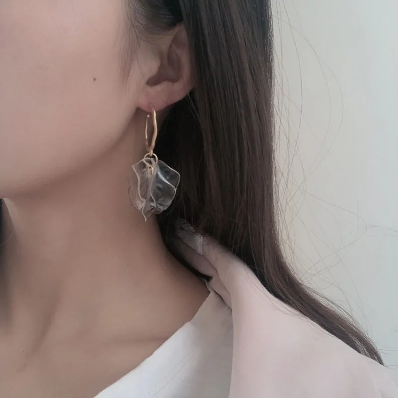 Женские серьги подвески в виде лепестков|Серьги-подвески| |