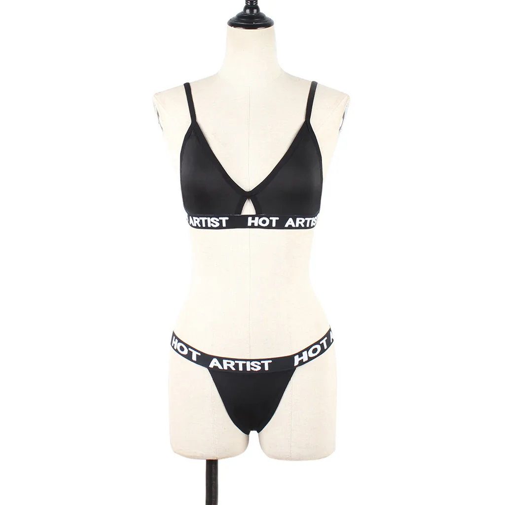 Комплект женского нижнего белья бюстгальтер пуш-ап + стринги цвет в ассортименте