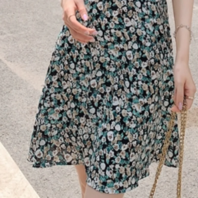 

Sexy V Neck Floral Print Beach Dress Casual Ruffle Sleeve Mini Dresses Chic Bohemian Korean Fashion Vestidos Mujer 2021 Summer