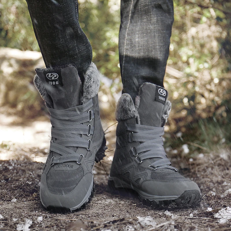 

Leather Men Boots Winter with Fur 2019 Warm Snow Boots Men Winter Work Casual Shoes Sneakers Military Rubber Ankle Boots JKPUDUN