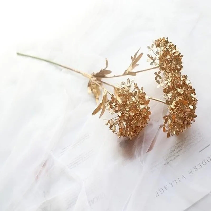

5Pcs Artificial Golden Fog Maple Leaf Plastic Phoenix Tail Fog Fake Plant Wall Wedding Background Flower Arrangement Accessories