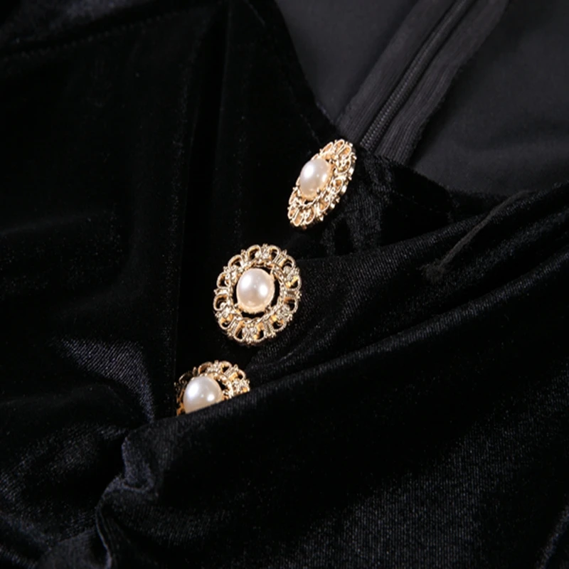 

A-Line Slim Sexy Dress Women 2021 New Autumn And Winter Velvet Vintage Dress Long Sleeve High-Wast Black Mini Dress