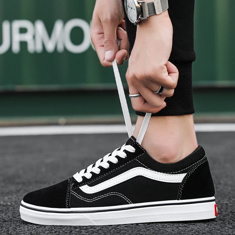 

Winter Shoes Men Black Shoes Comfortable Couple Casual Canvas Shoes Platform Sneaker Men Comfortable Driving Footwear Sepatu Pri