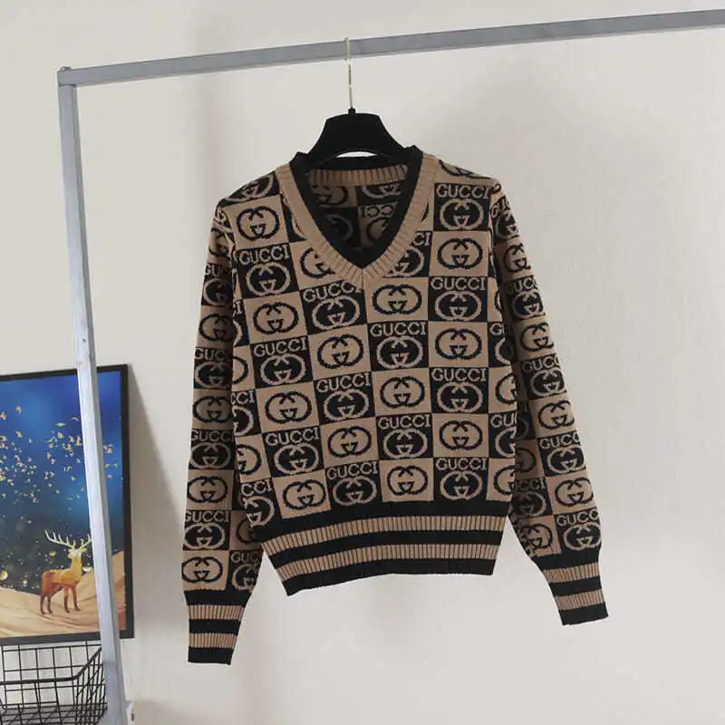 

New Retro alphabet jacquard thickened short sweater V-neck Pullover Knitted Top