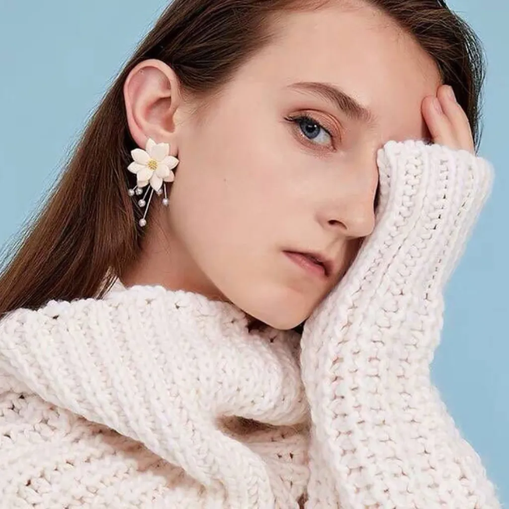 Женские серьги-гвоздики с холодсветильник | Украшения и аксессуары