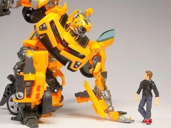 Трансформация Робот человека Alliance Bumblebee And Sam Фигурки игрушки для классические игрушки из аниме Рисунок мультфильм мальчик игрушка