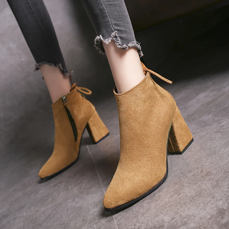 

Женские повседневные высококачественные удобные ботинки из флока на высоком каблуке женские уличные Черные ботильоны для отдыха ботинки