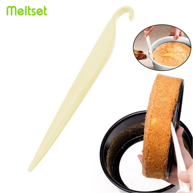 

1Pc Plastic Cake Stripping Knife Kitchen Cooking Gadget For Pizza Cutter Dough Cake Mold Release Knife Cutting Cake Scraper