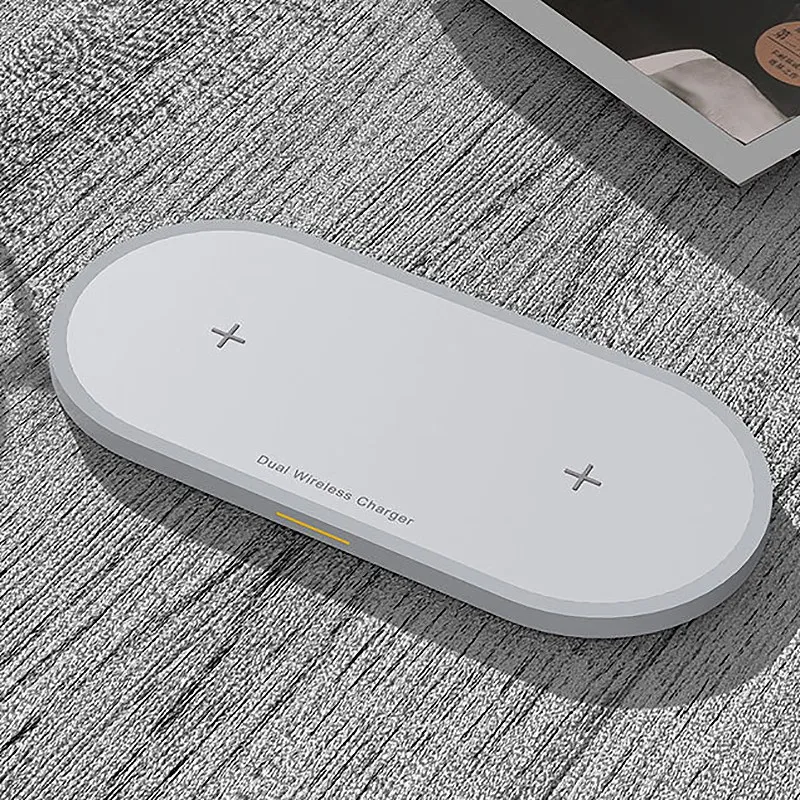 Беспроводное зарядное устройство с двумя разъемами быстрая зарядка 10 Вт