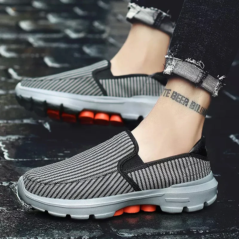 Мужские лоферы на плоской подошве без застежки дышащие повседневные