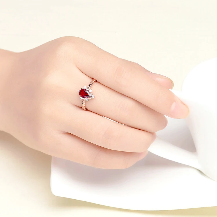 Кольцо с натуральным гранатом женское голубь крови рубиновое кольцо S925 чистое