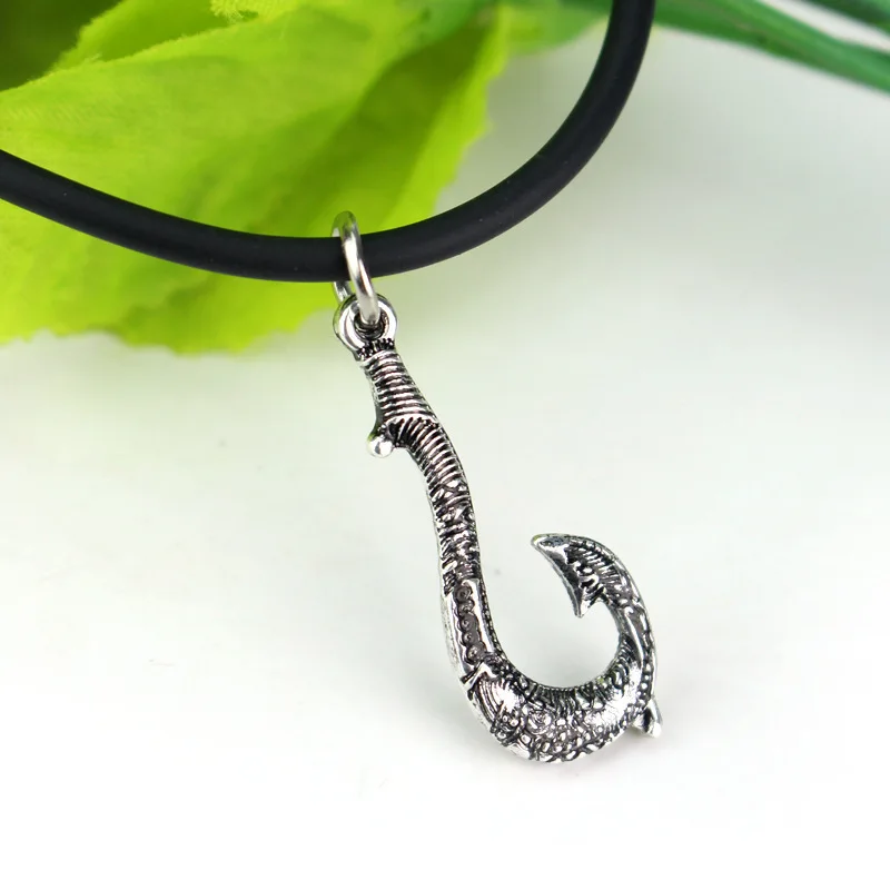 Necklace 1 42 см Моана ваялики Мауи оружие светодиодный музыкальный звук саблей рыболовный крючок фигурки Моана ожерелье Приключения световой меч детские игрушки - Цвет: Necklace 1