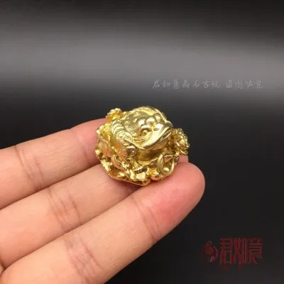 

Exquisite brass three legged Golden Toad Pendant