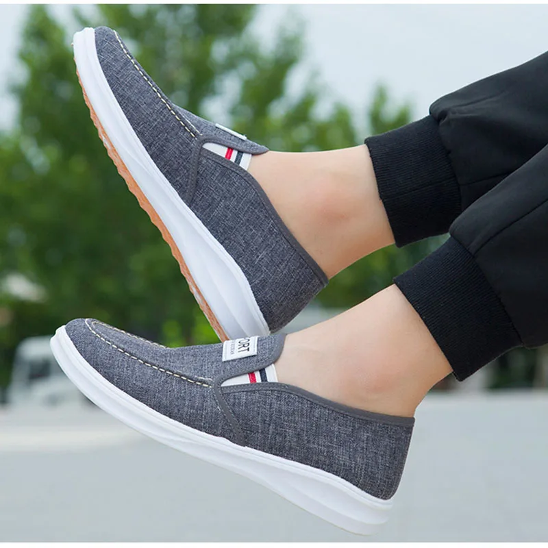 

Flat canvas shoes old Beijing comfortable shoes casual shoes sports shoes