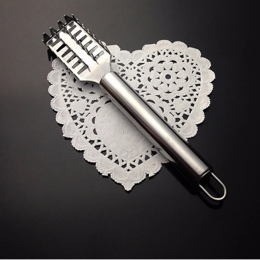 

Fish Scale Remover Stainless Steel Fish Scale Remover Scraper Kitchen Tool Fast Remove Fish Cleaning Peeler Scraper