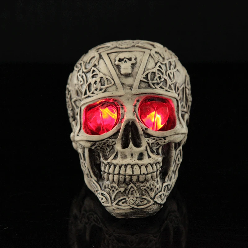 1pcs/lot Halloween Prop Glowing Skull Horrible Ghost Head Flash Light Resin Tricky Toys More Type For Party Club Decorations | Дом и сад